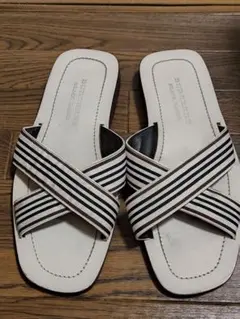 BURBERRY BLACK LABEL ブラックレザー サンダル BURBERRY BLACK LABEL - ☆バーバリーブラックーベル レザー