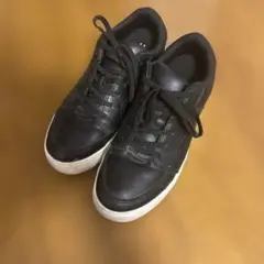 ユニクロc スニーカー　25.0