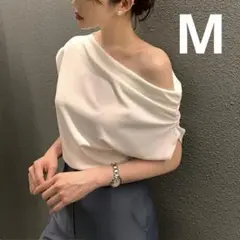 【在庫処分SALE中‼️】オフショル トップス ワンショルダー 韓国 Tシャツ
