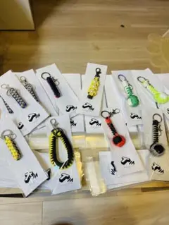 パラコード　キーホルダー　アクセサリー　新品