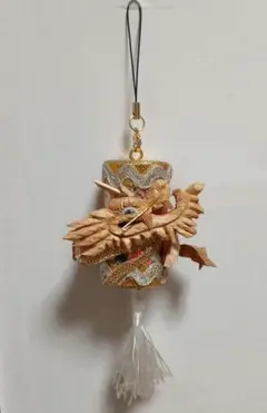 龍のストラップ