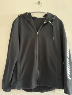 美品　PUMA トレーナー　スエット　パーカー　ブラック　XL ロゴ入り