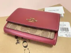新品coach ミディアム フラップ ウォレット