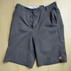 VANZ グレー ショートパンツ バックポケット付き　バンズ
