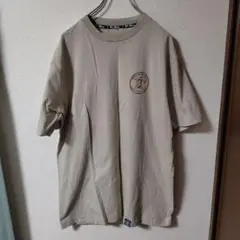 Da Hui ベージュ Tシャツ ロゴ入り