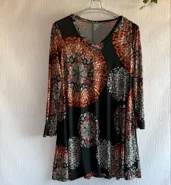 【美品】花柄 Vネック 長袖チュニック 総柄 八分袖 フレア