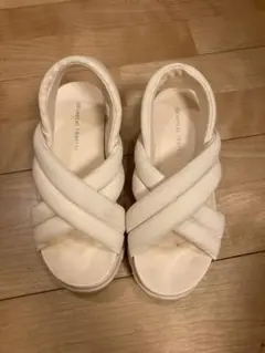 ホワイト サンダル　Sサイズ