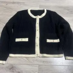 【即購入OK・期間限定】 リブ編みカーディガン 黒とアイボリー