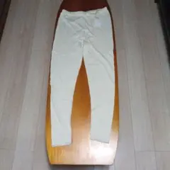 美品 evameva リネンレギンス