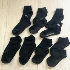 靴下　中古　黒（Puma, New Balance、無地）7足まとめ売り