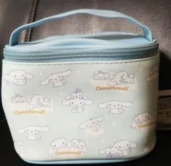 新品未使用 シナモロール バニティポーチ