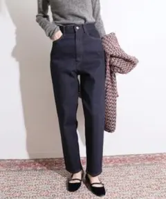 Item thumbnail for item d6ea32d4-f653-476b-9ecb-58fb798c921d