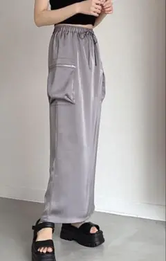 新品未使用▼GRL▼サテンカーゴスカート▼グレイル▼グレー