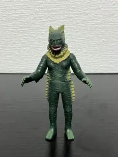 ウルトラ怪獣シリーズ ラゴン 美品 500シリーズ 廃盤