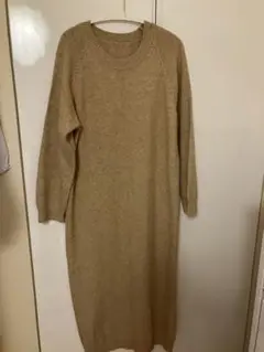 ニットワンピース ベージュ Uネック マタニティ