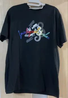1PIU1UGUALE3 RELAX ウノピゥウノウグァーレトレ Tシャツ