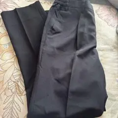 黒スラックス ウエストゴム ジッパー付き