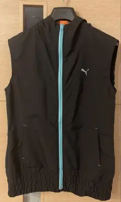 PUMAプーマ　パーカーベスト　ブラック×ライトブルー