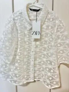 【新品未使用タグ付き】ZARA 刺繍入りホワイト半袖シャツ L 早い者勝ち！