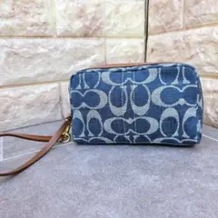 美品 COACH ポーチ デニム シグネチャー アクセサリーポーチ