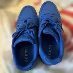GUESS スニーカー