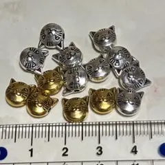 パーツ　猫　横穴あり　ゴールド5ケ　シルバー9ケ　セット