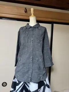 VARROWDA 高級感ありグレー 花柄刺繍 五分袖シャツゆったりなデザインLL