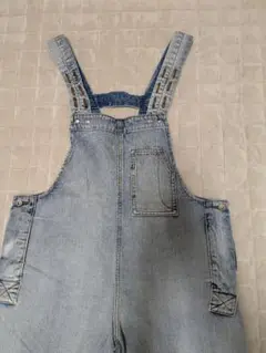 Item thumbnail for item eb9599cd-c2e0-4888-b1a7-fb16ca32a26f