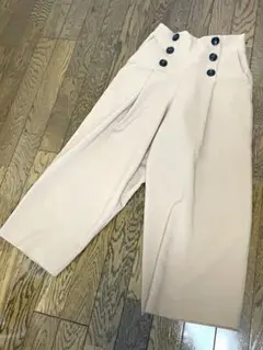 【美品】アクアガール　ベージュ ボタン付きハイウエスト ワイドパンツ