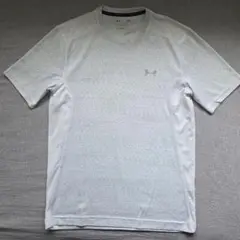 美品！Under Armour ホワイト Tシャツ Sサイズ