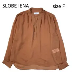 【sizeF】SLOBE IENA 美品　洗える　スキッパーシアーブラウス