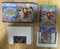 【極美品】GBAソフト　ワンピース　ナナツ島の大秘宝　カード付き！