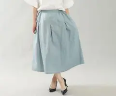 wafu. リネンスカート ダブルの技法タックとダーツ ミモレ丈 スカイミント