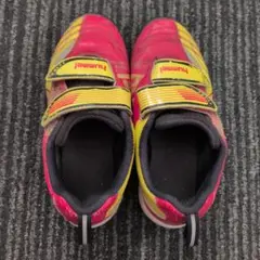サッカー　フットサル　トレシュー　ヒュンメル　19センチ