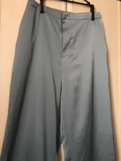 ユニクロ　サテンパンツ　グリーン　L