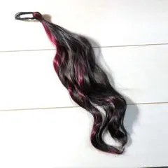 黒と赤のエクステ