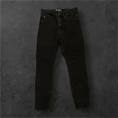 Item thumbnail for item c5d75ec0-2f63-4e53-baa5-0909b2595a20