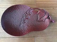 うるしぬりの菓子皿