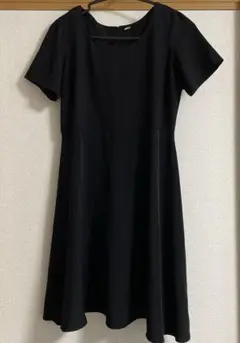 黒　夏服　半袖ワンピース