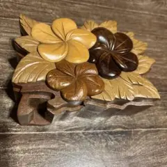 【ハワイ現地品】小物入れ　プルメリア　ハワイ　お土産