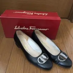 【フェラガモ】パンプス 7(24cm)マッド 黒