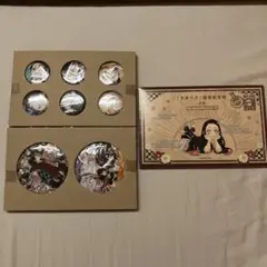 鬼滅の刃缶バッジ8個セット&ポストカード15種