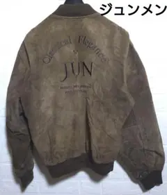 Item thumbnail for item ca6f0c79-6a49-4598-93d0-059e78c8b4b4