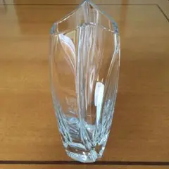 バカラ クリスタル フラワーベース 花瓶