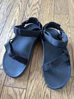 Teva ブラック サンダル　20cm