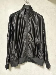 adidas q3 オーバーサイズ　トラックトップ