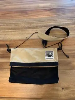 MT.RAINIER DESIGN マウントレイニアデザイン　美品　サコッシュ