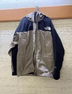 マウンテンライトジャケット