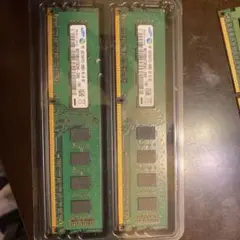SAMSUNG メモリーカード　4GB×2