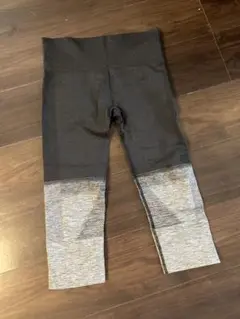 Lululemon ショート丈レギンス
